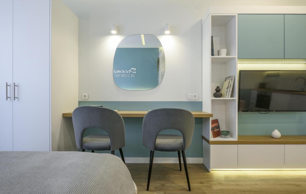 Τhe Half Root Suite In The Heart Of City Center Tesalónica Exterior foto