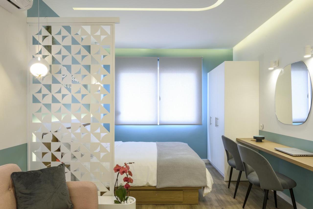 Τhe Half Root Suite In The Heart Of City Center Tesalónica Exterior foto