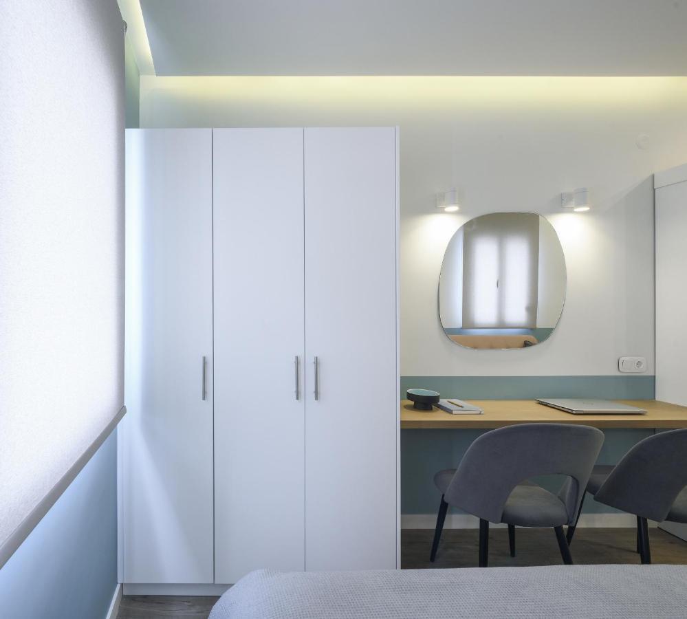 Τhe Half Root Suite In The Heart Of City Center Tesalónica Exterior foto