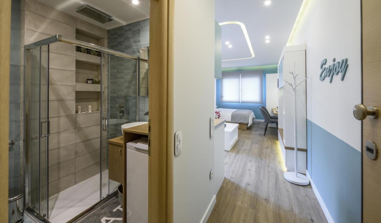 Τhe Half Root Suite In The Heart Of City Center Tesalónica Exterior foto