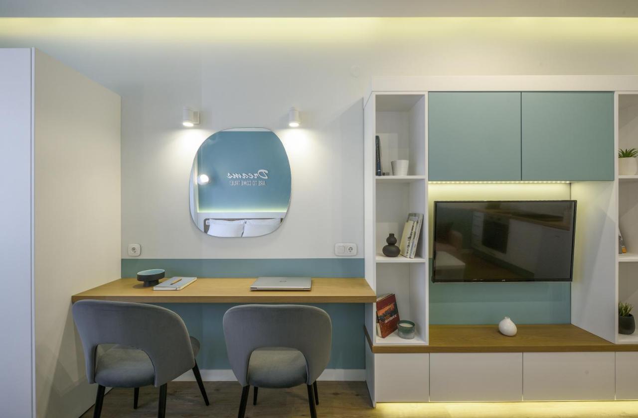Τhe Half Root Suite In The Heart Of City Center Tesalónica Exterior foto